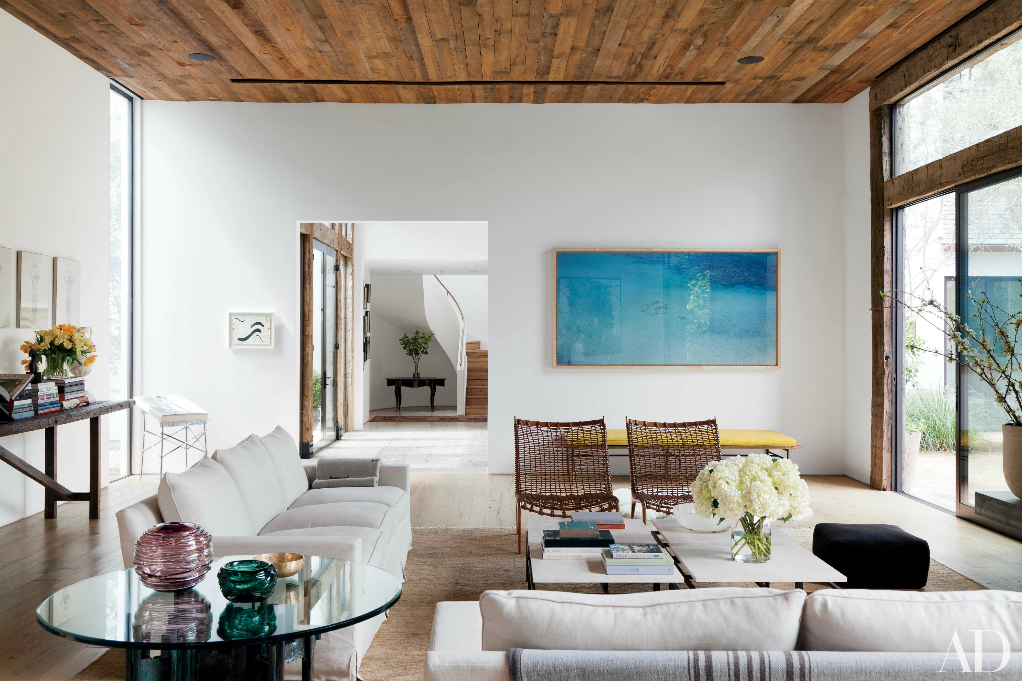 10 Brilliant Living Room Design Ideas With Modern Sofas