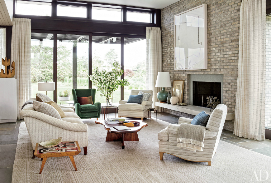 10 Reasons To Add A Patterned Sofa To Your Living Room Set