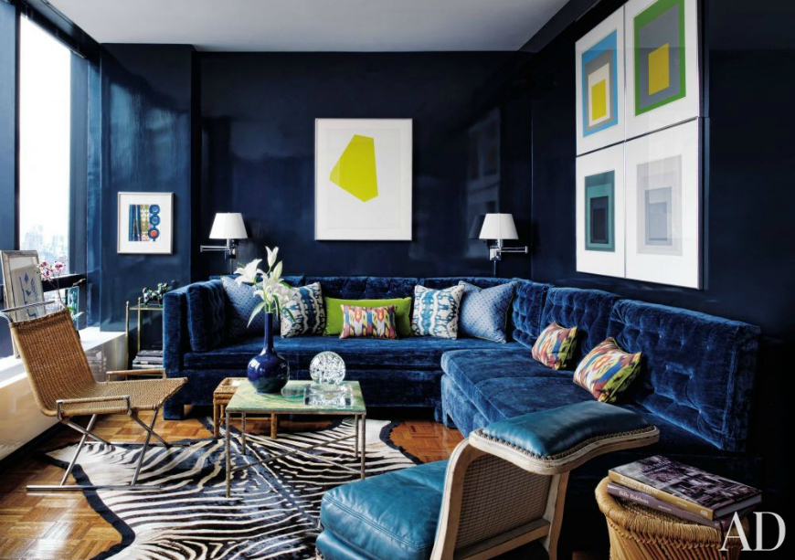 30 Smashing Ways To Style A Blue Sofa, Living Room Ideas With Blue Couches